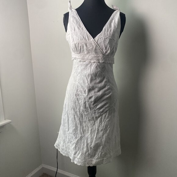 Lilly Pulitzer Vintage White Floral Lace Sleeveless V-Neck Dress - Picture 7 of 8